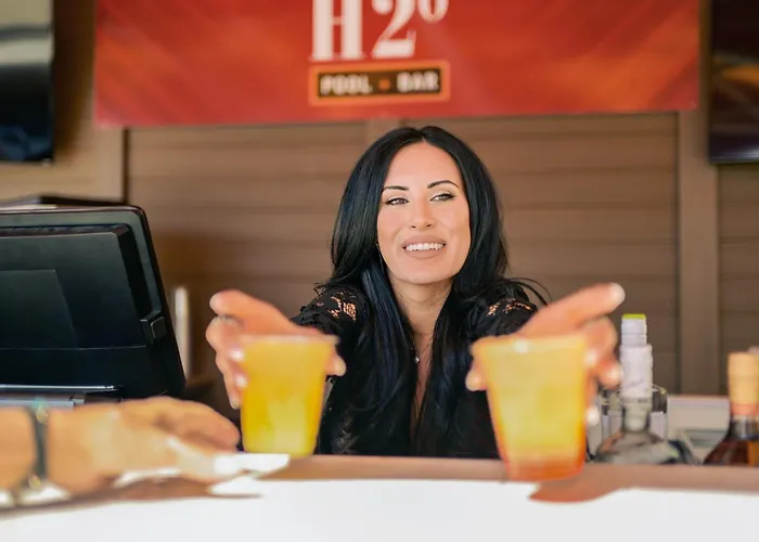 Hotel with view: Golden Nugget Laughlin